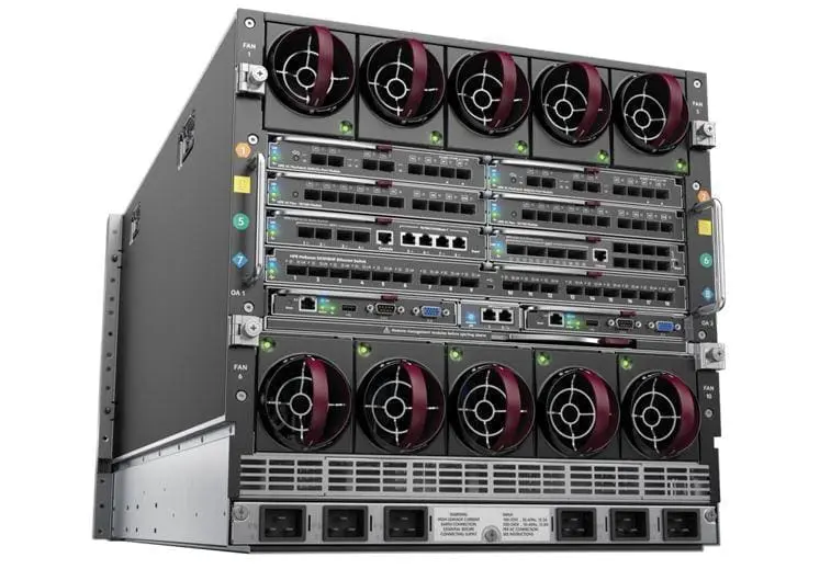 BLc7000 Blade Enclosure Platinum vista traseira DC Parts